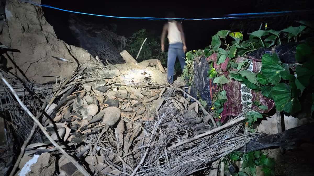 chhatarpur mud house collapse