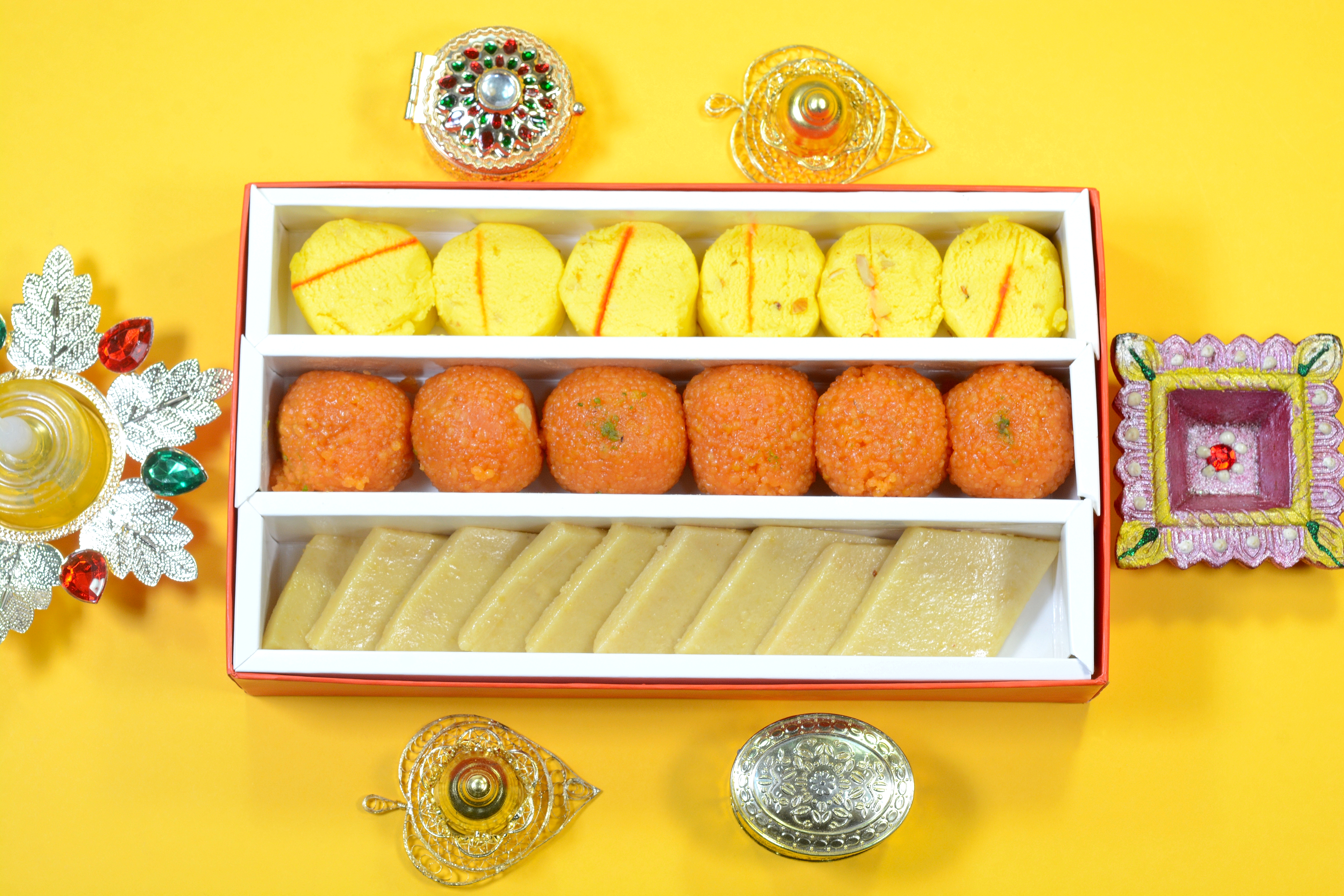 DIWALI 2025 DATE DIWALI 2025 SAMAGRI DIWALI 2025 LAXMI PUJA DIWALI FESTIVAL 2025