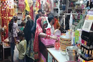 CHHATRPUR MARKET KARWA CHAUTH