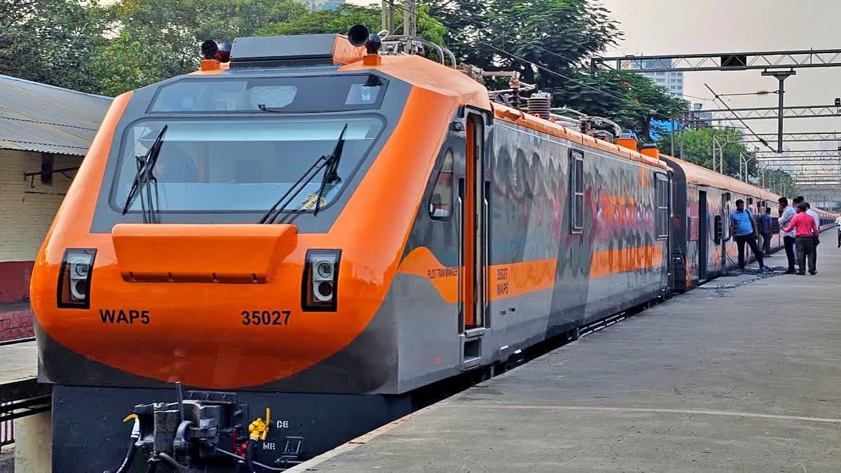 vijayawada_bangalore_vande_bharat_train