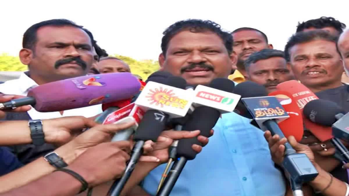 மாநிலங்களுக்கு இடையேயான ஆம்னி பேருந்து சேவை இன்று முதல் நிறுத்தம்? அன்பழகன் பரபரப்பு பதில்