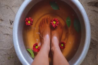 Benefits of Feet Soaking in Warm Water