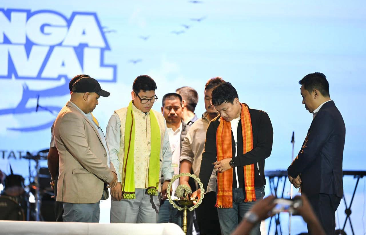 jatinga festival 2025 singer Shaan pays tribute to zubeen garg by singing Maya Mathu Maya
