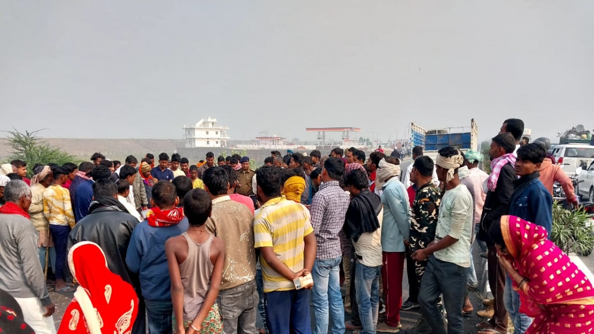 सुपौल में सड़क हादसे में दो युवकों की मौत