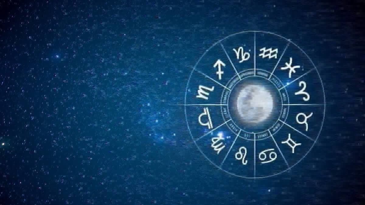 Horoscope: Excellent Professional Opportunities On The Horizon For Libras| Read Astrological Predictions For Dec 10 The Moon is in Pisces today. For you, the Moon will be placed in the 12th house.