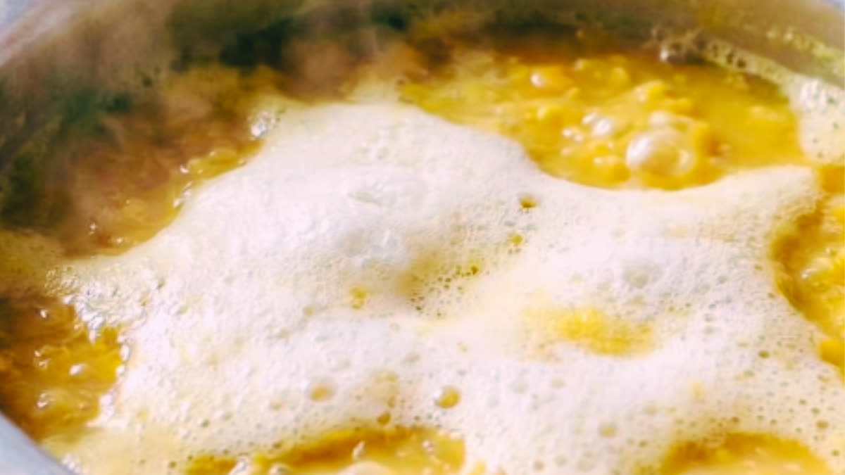 WHAT IS THE WHITE FOAM IN DAL