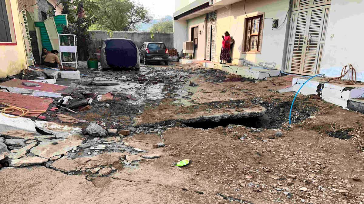 GWALIOR COLONY PIPELINE BURST