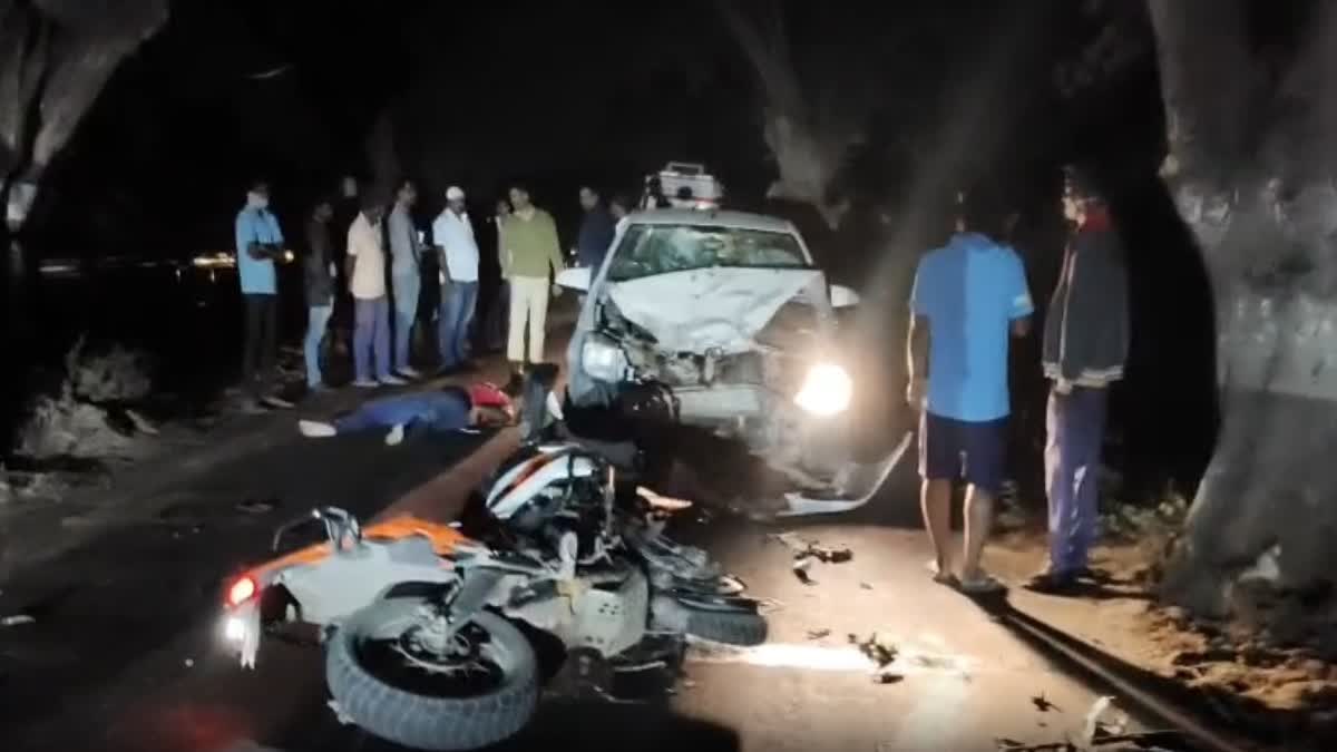 கோர விபத்து நடந்த இடம்