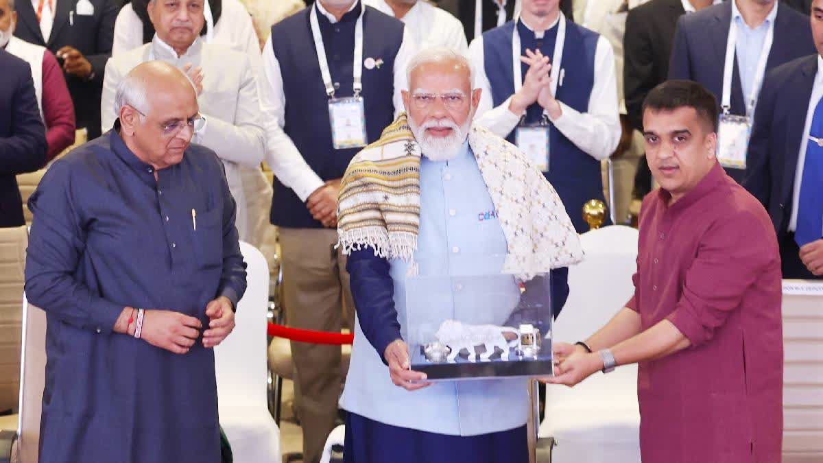 PM MODI AT VIBRANT GUJARAT SUMMIT