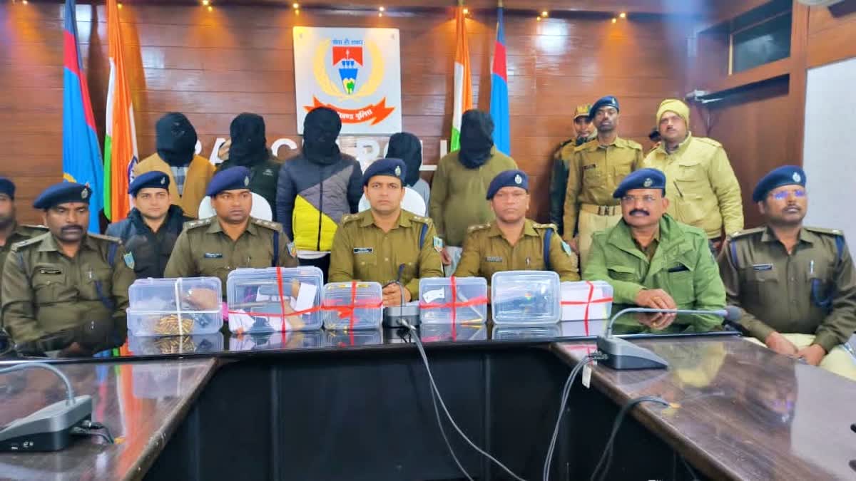 Police bust arms smuggling gang in Ranchi