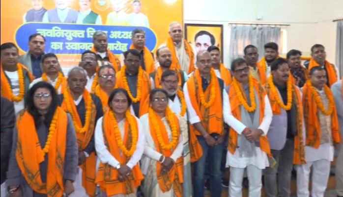 BABULAL MARANDI WELCOMED district presidents