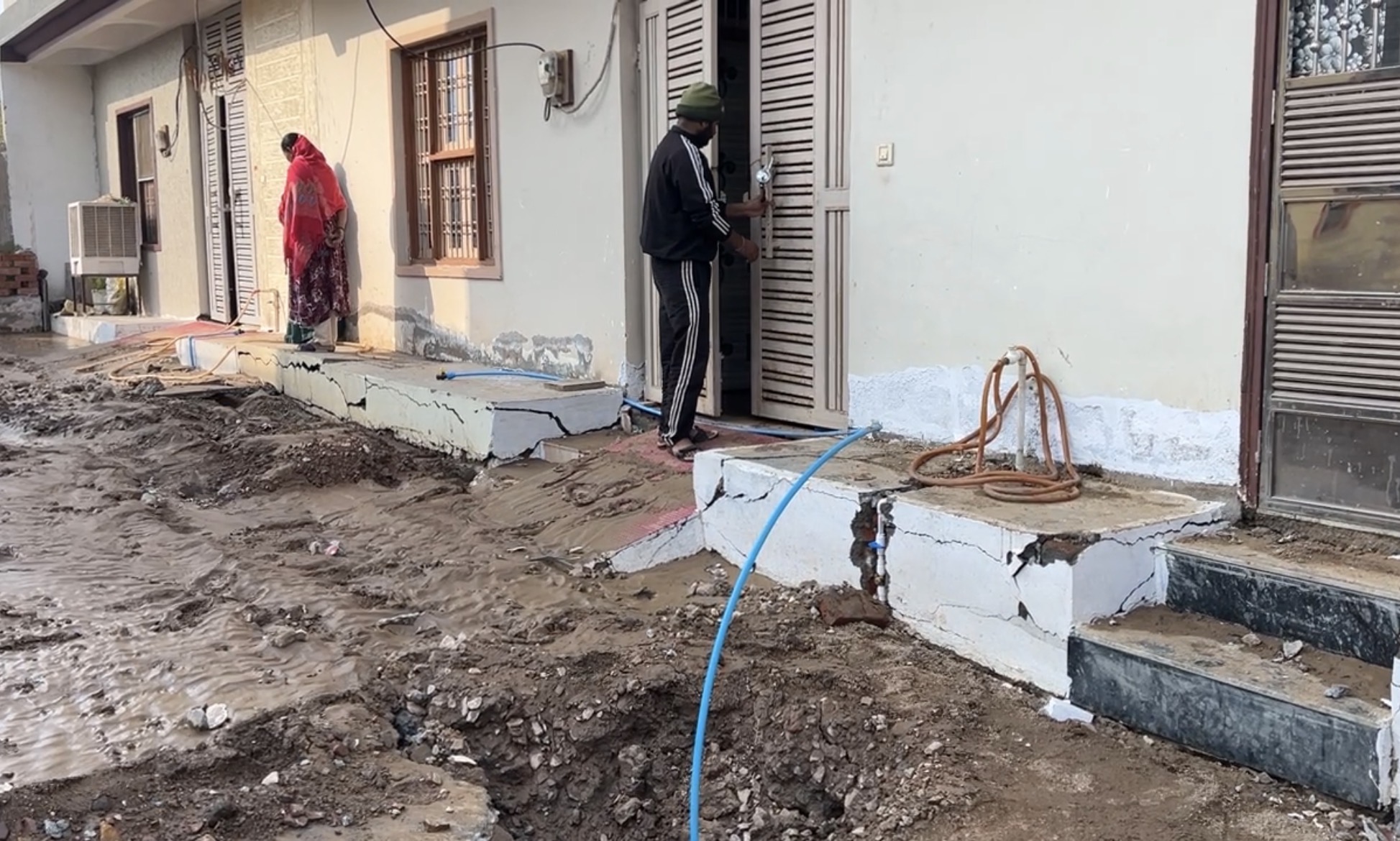 WATER ENTERED HOUSES GWALIOR