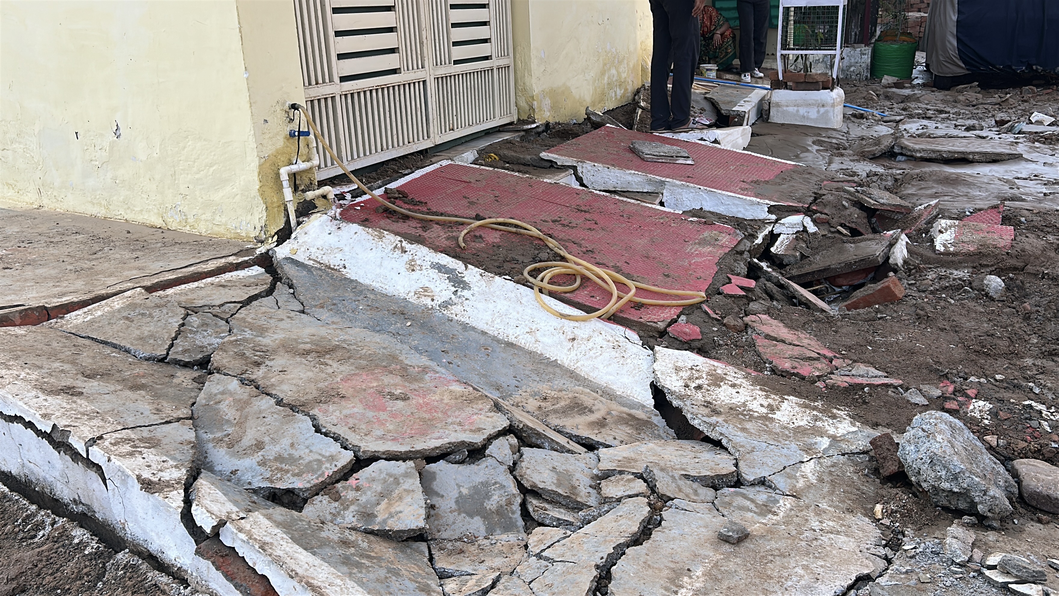 FORM FOUR COLONY PIPELINE BURST