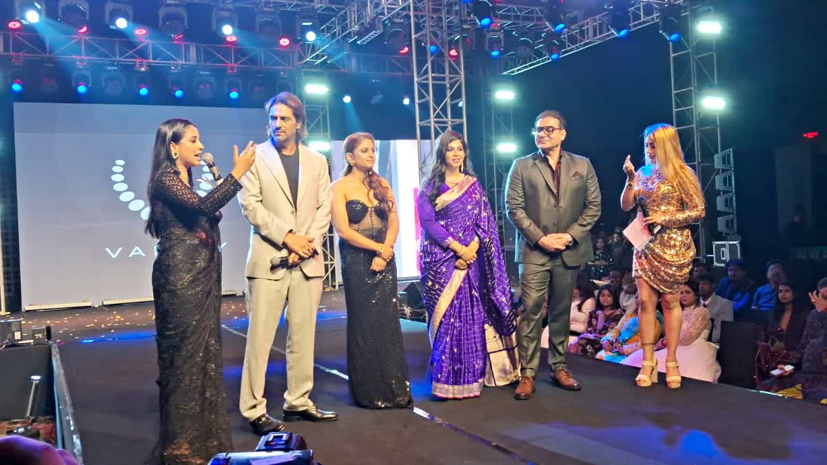 ARJUN RAMPAL ARBAAZ KHAN IN KOLKATA