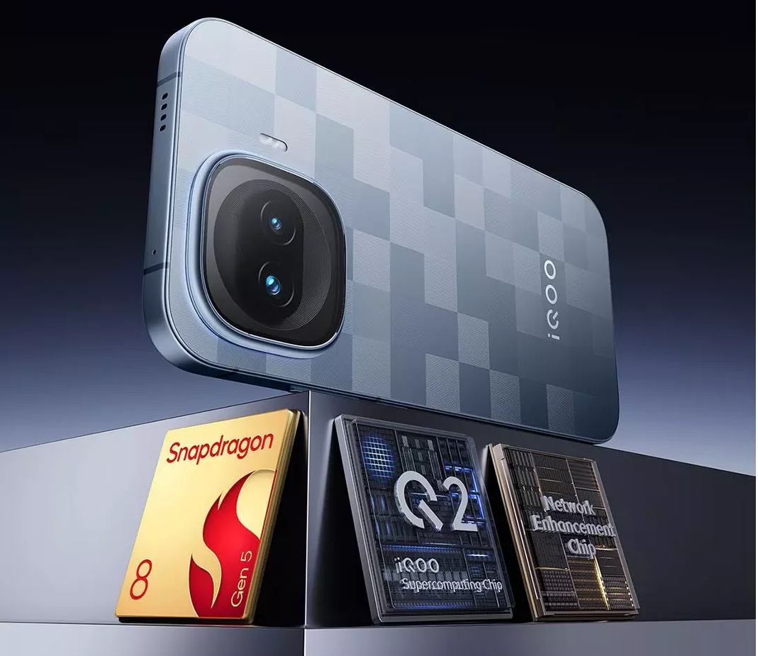 This phone is equipped with Snapdragon 8 Gen 5 along with iQOO Q2 supercomputing chip and network enhancement chip.