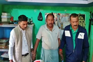 बगहा में दारोगा गिरफ्तार