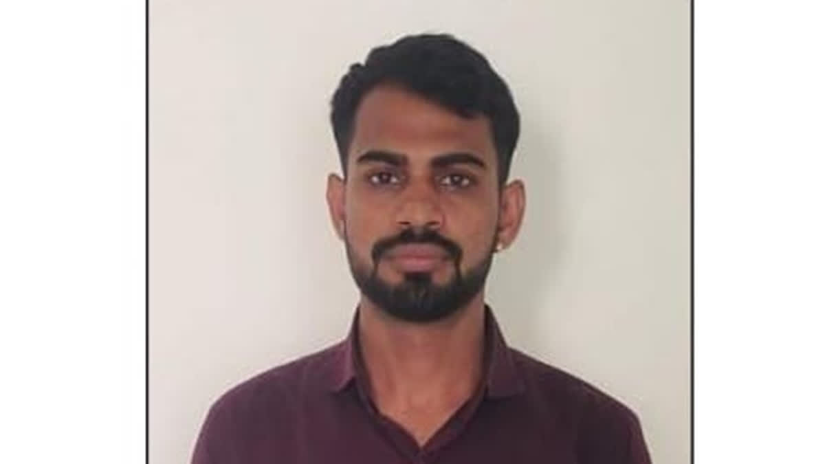 ATS Arrests Navy Lance Naik From Agra For 'Spying' For Pakistan's ISI