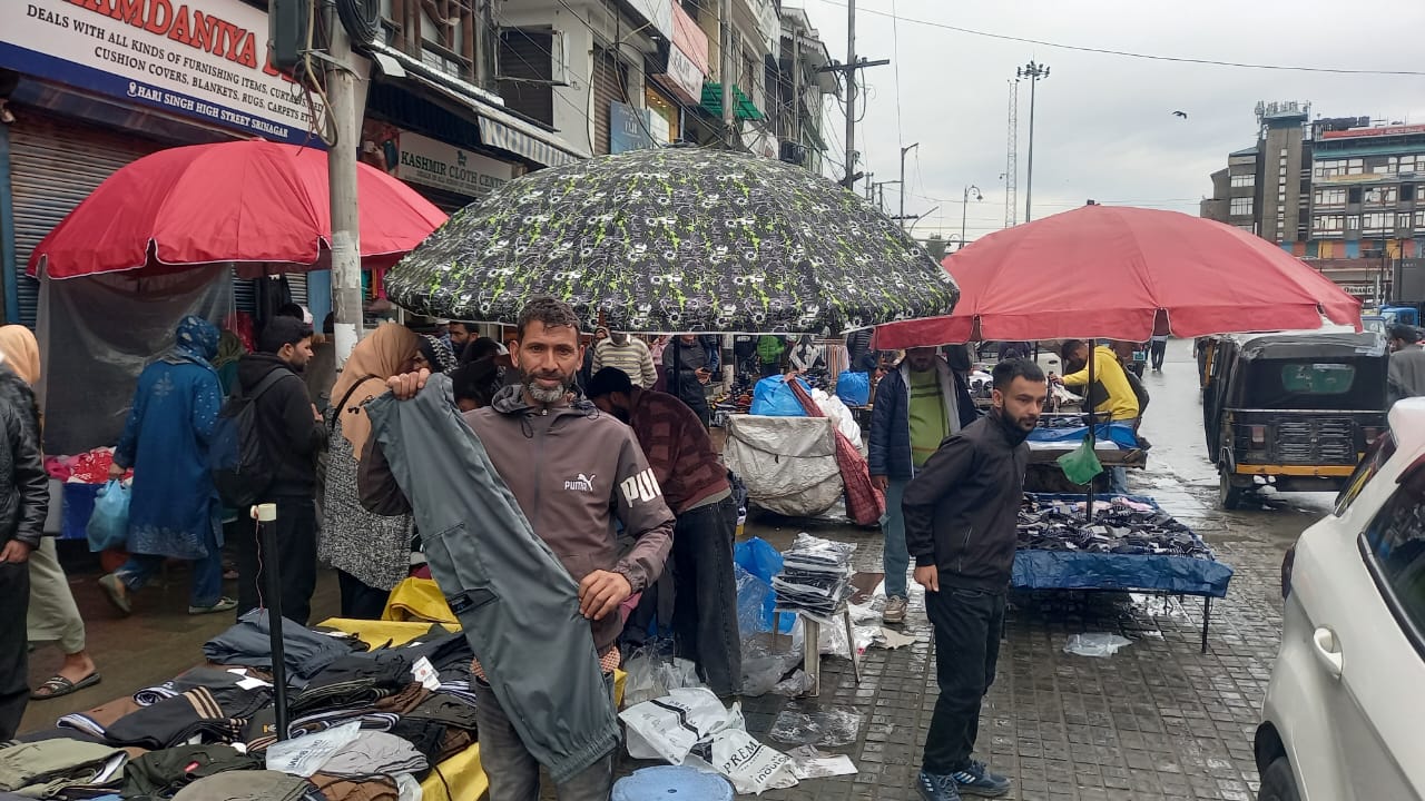 Street vendors at Srinagar's Hari Singh High Street