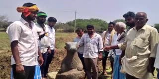 Nandi-idol-found-while-removing-silt-from-lake