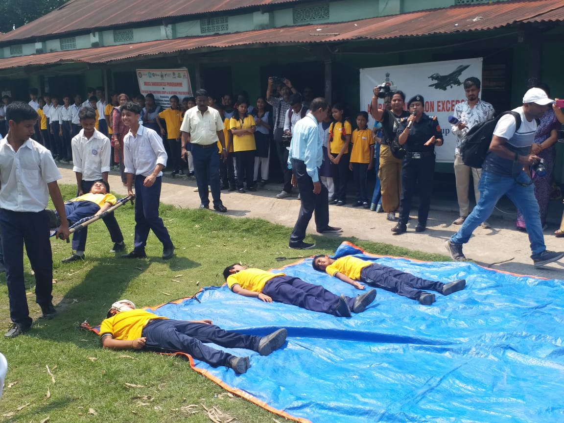 Mock drill to protect against attacks from enemy fighter aircraft in Guwahati