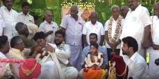 திரைப்பட நடிகர் விமல் குழந்தைகளுக்கு காதணி விழா