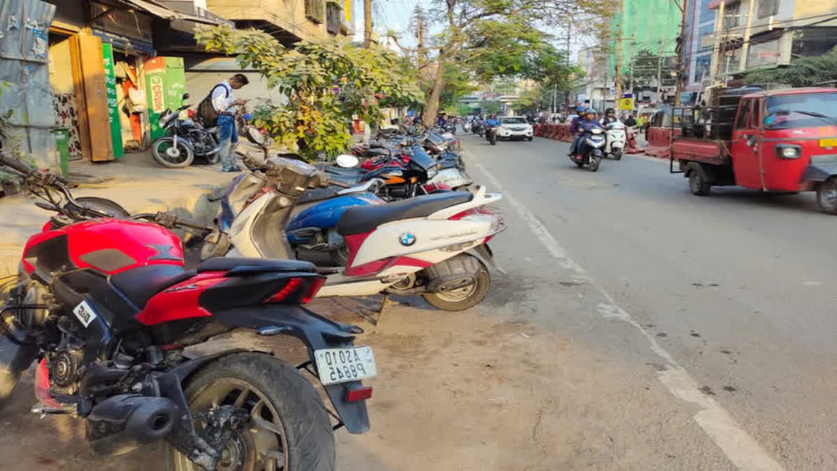 Parking free in Guwahati