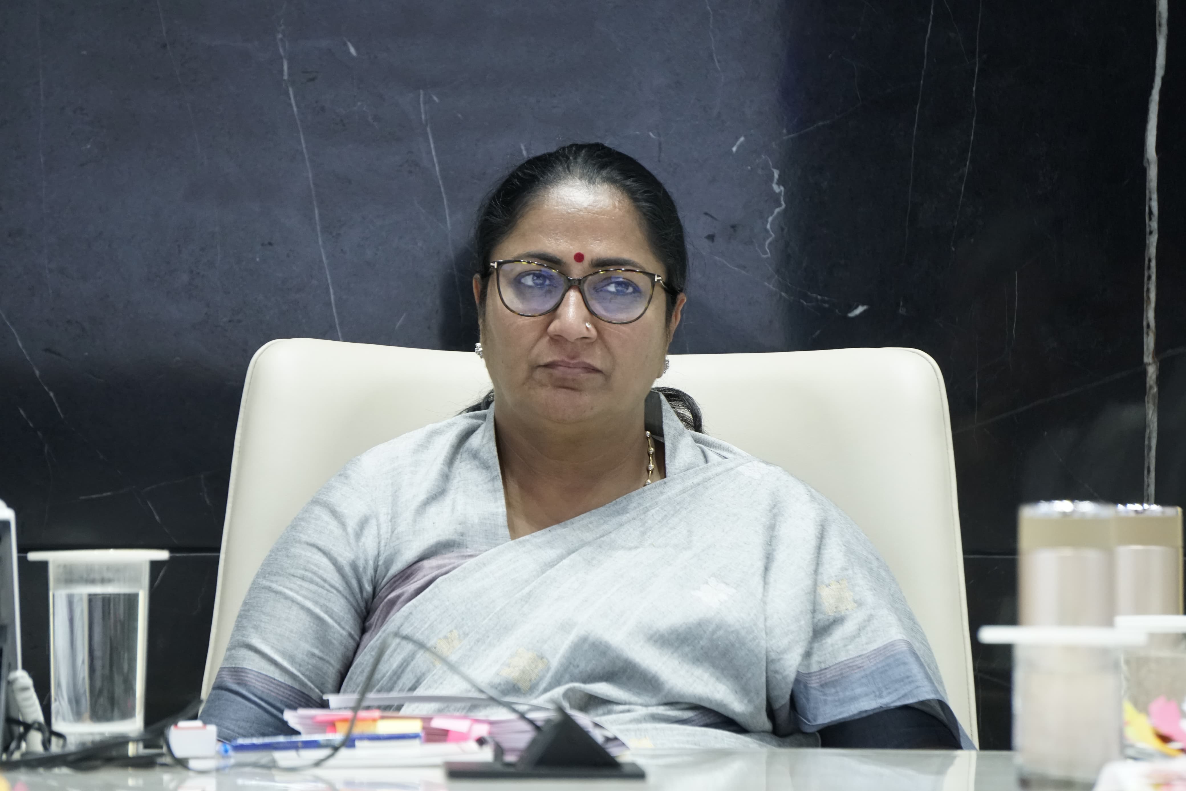 रेखा गुप्ता ने कहा था कि नियमों के खिलाफ बना डीबीएसई