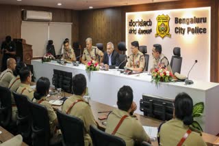 home-minister-priyank-kharge-warns-police-of-disciplinary-action-if-found-taking-selfies-with-rowdies