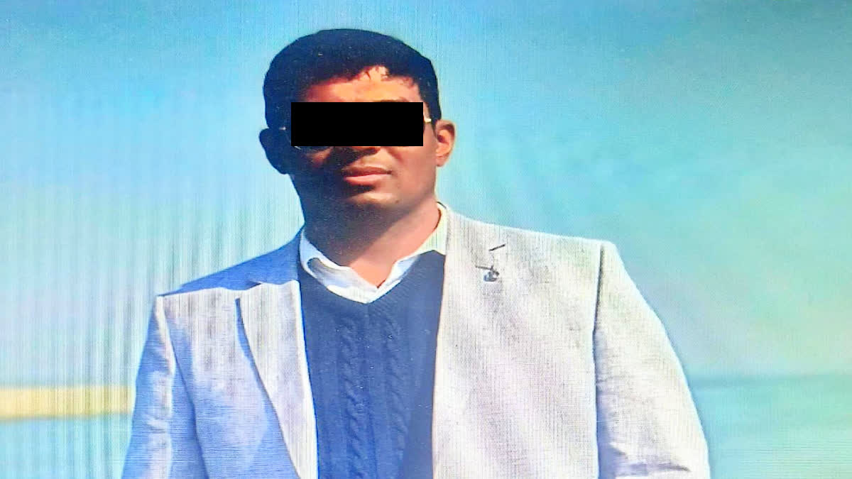 Man Attempt To killed Himself In Guwahati