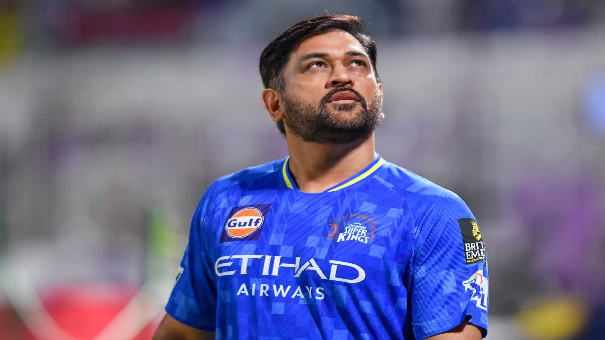 ‘Mere Ghutne Me Jo Dard…’ MS Dhoni Comes Up With Witty Response To Fan’s Remark MS Dhoni Witty Reaction On Fans Request For IPL 2026 Return