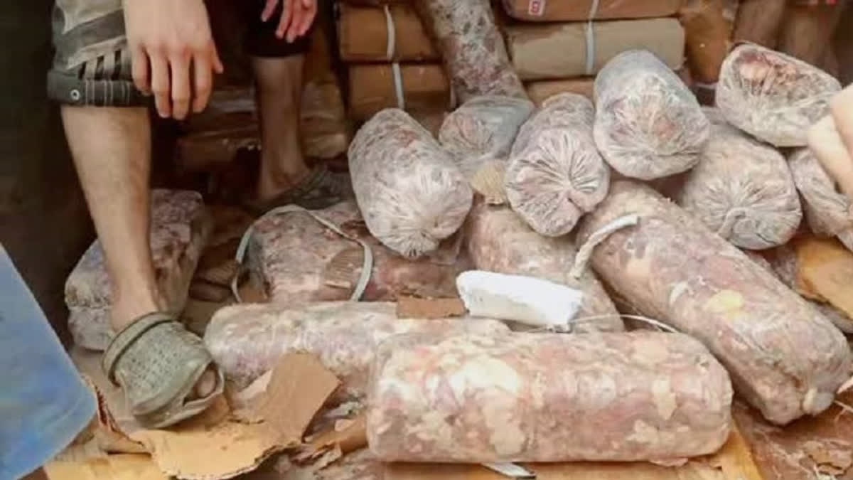 Key Suspect Among Two Persons Booked For Supplying Decomposed Meat To Hotels, Restaurants In Kashmir Decomposed meat Kashmir