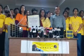 'மிஷன் சக்தி சாட்'  குழுவினர்
