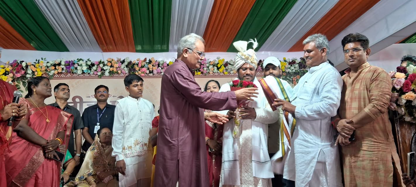 Dhal Das joins Congress