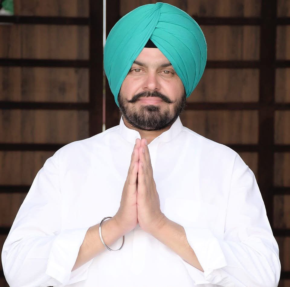 Gaganjot Sandhu son of former Haryana Agriculture Minister commits suicide.