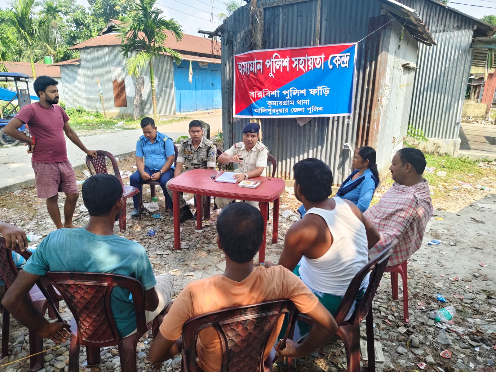 ‘Mobile Police Camps’ Help Flood Victims File Complaints For Lost Documents, Valuables In North Bengal