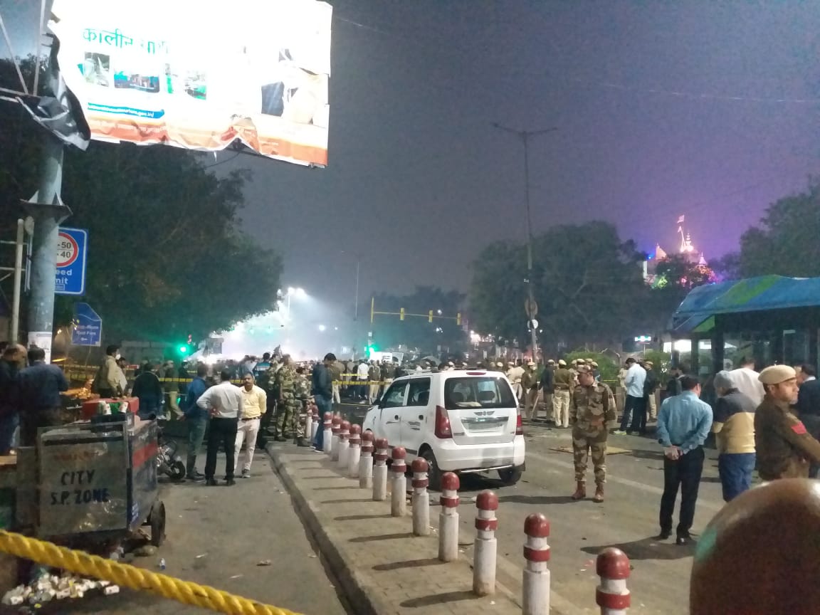 लाल किले के पास 10 नवंबर को एक कार में हुए विस्फोट के बाद की तस्वीर