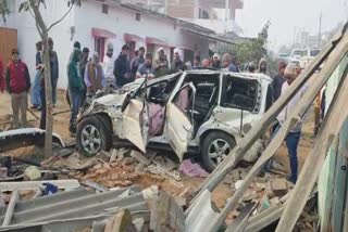 four-people-died-in-horrific-collision-between-truck-and-scorpio-in-garhwa