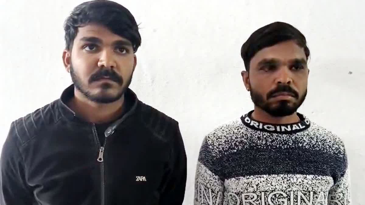 Two youths arrested for printing fake currency notes, printer and fake notes seized