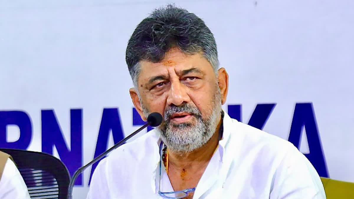 ಕೇಂದ್ರ ಸರ್ಕಾರವೇ ಡಬಲ್ ಡೆಕ್ಕರ್ ಯೋಜನೆ ಮಾಡಬೇಕು ಎಂದು ಹೇಳಿದ್ದು, ಅದನ್ನು ...