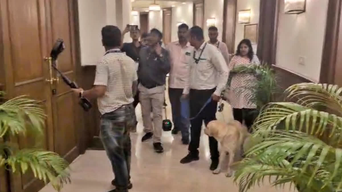 On 1993 Mumbai Blasts Anniversary Maharashtra Vidhan Bhavan Gets Bomb Threat Amid Ongoing Budget Session