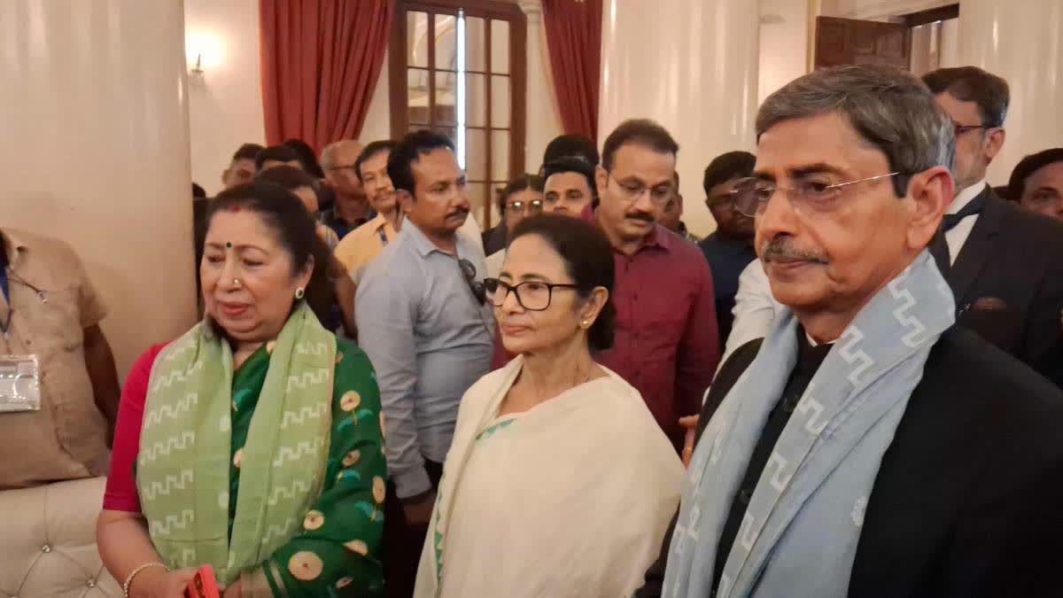 'Bengal Loves Those Who Love Bengal': CM Banerjee Welcomes Ravi As New ...