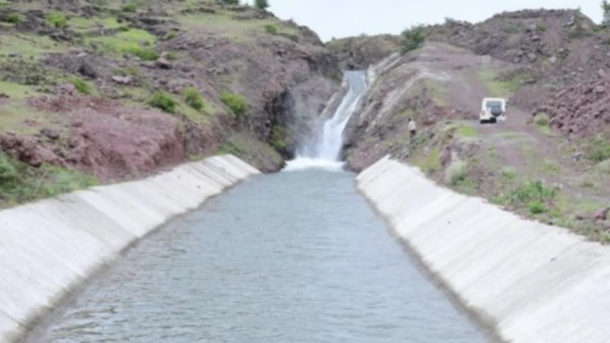 साताऱ्यातील धोम-बलकवडी कालव्यात पोहताना पाईपमध्ये गुदमरून तीन परप्रांतीय कामगारांचा मृत्यू