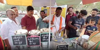 பருத்திபால் வழங்கி வாக்கு சேகரித்த கருப்பு முருகானந்தம்