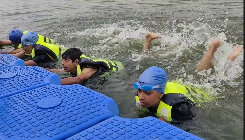 Growing craze among youth towards water sports in Kashmir valley