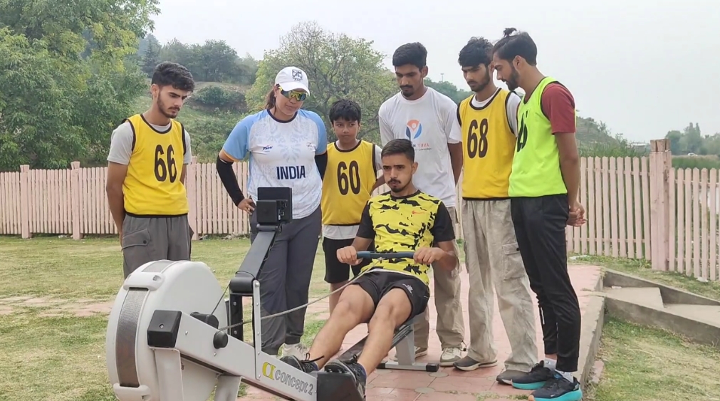 Growing craze among youth towards water sports in Kashmir valley