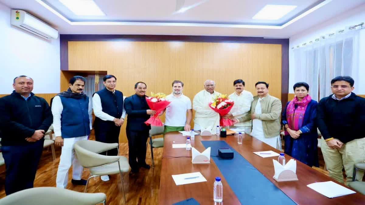 Uttarakhand Congress meeting