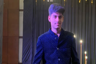 धुळे हादरलं! महानगरपालिकेच्या माजी स्थायी समिती सभापतींच्या तरुण मुलाची आत्महत्या विराज सोनल शिंदे