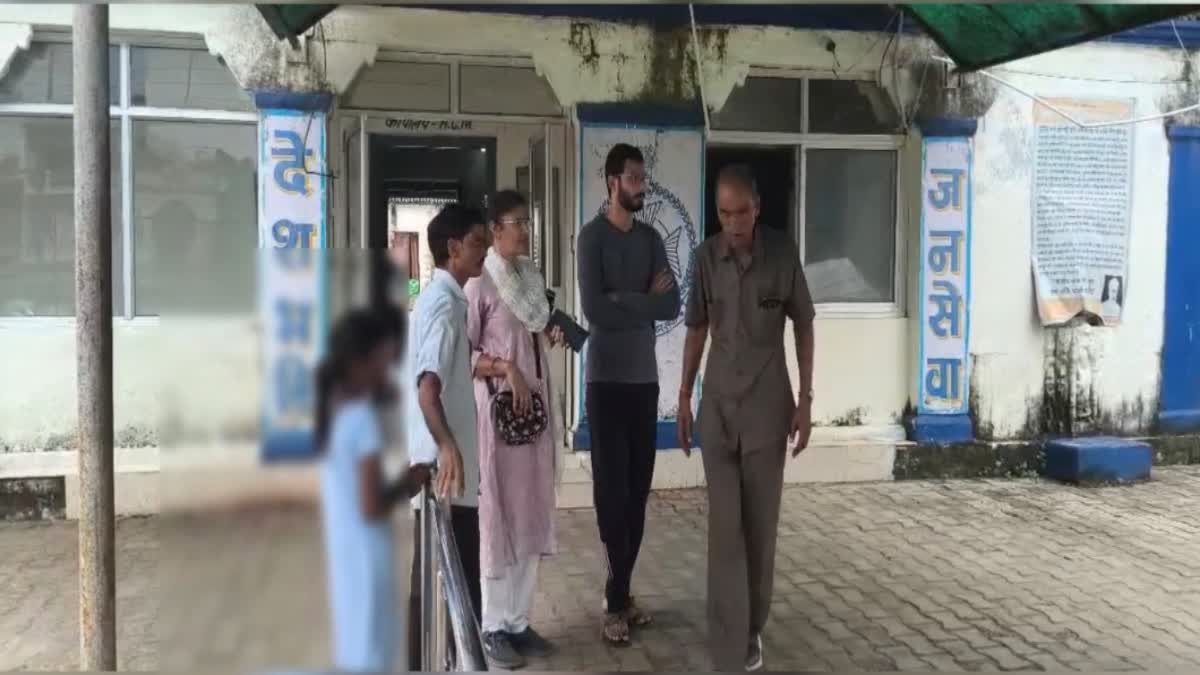 TEACHER BEATEN WITH SLIPPER SHEOPUR