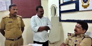 NIZAMUDDIN EXPRESS RAPE CASE  TTE SUSPENDED  RAILWAY TTE SEXUAL HARASSMENT  TRAIN TTE ARRESTED