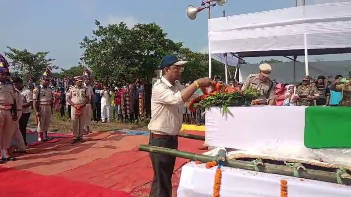 Last tribute to CRPF jawan